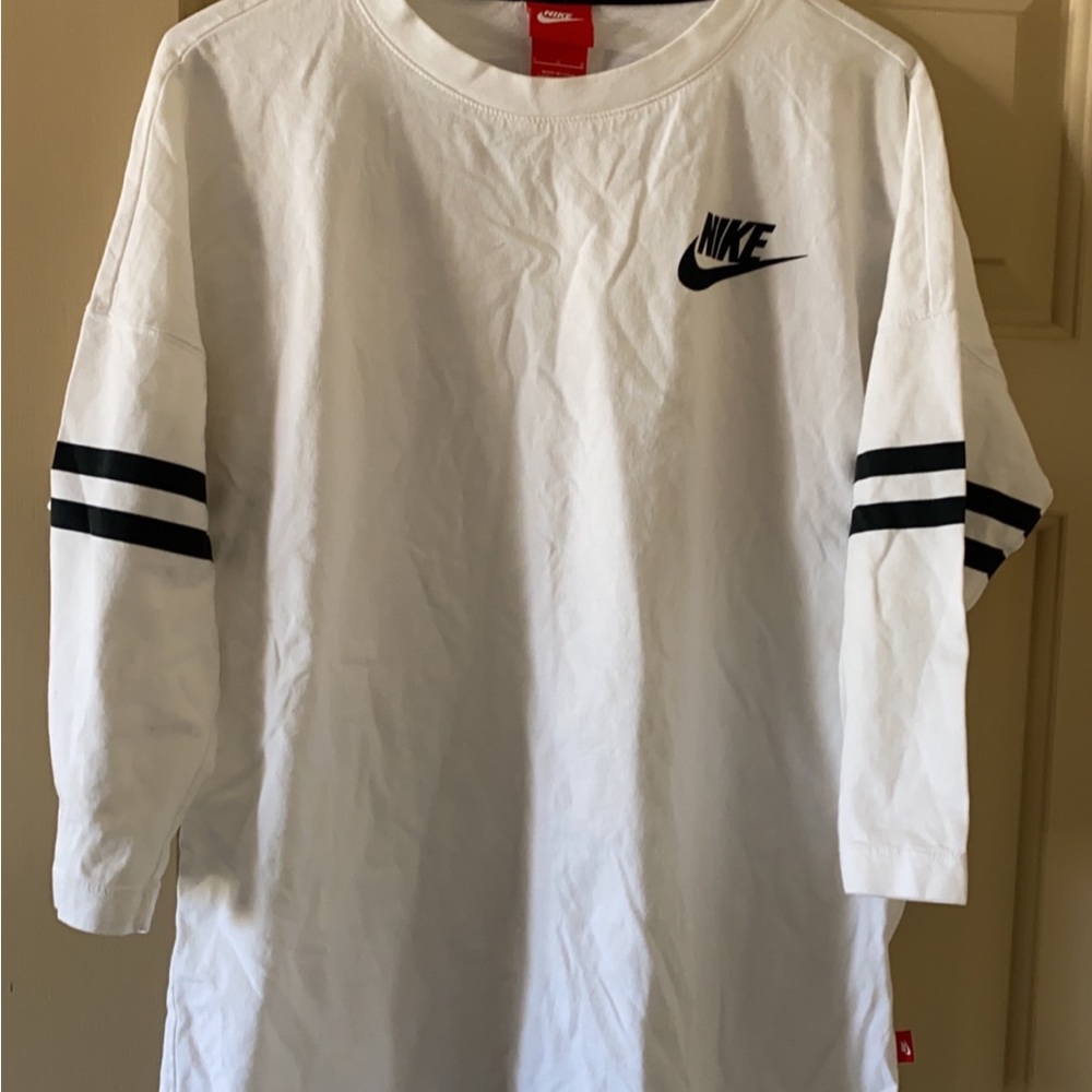 Nike baseball style tshirt